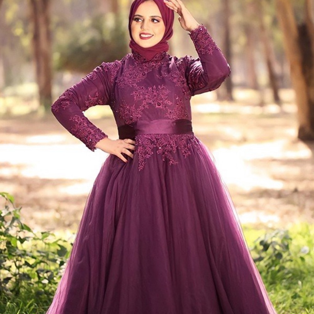 Prom dress/ball gown